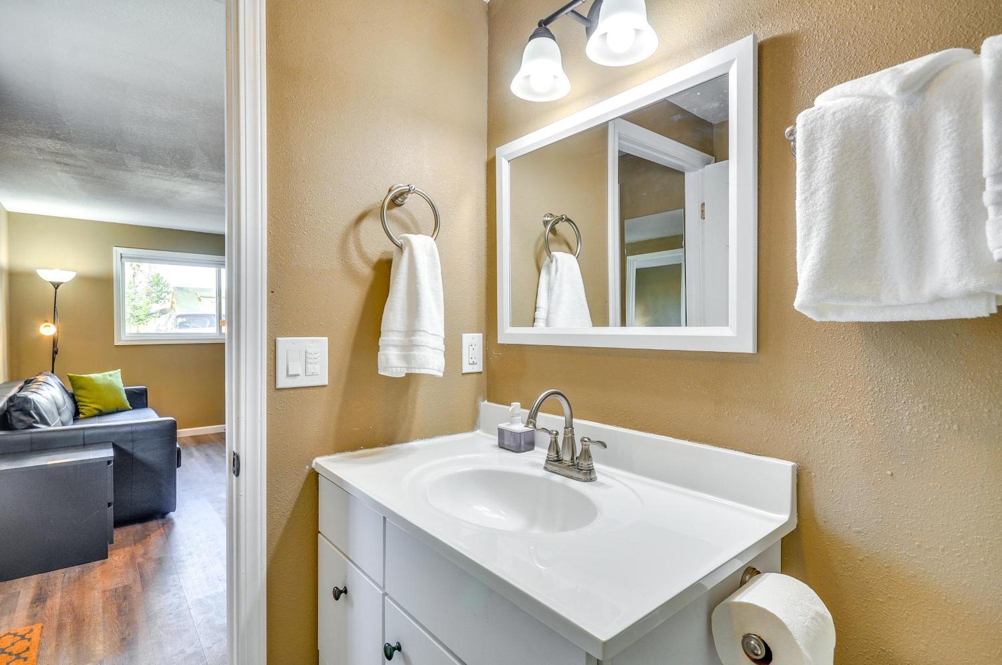 Estacada Home - Near Milo Mciver State Park! Luaran gambar