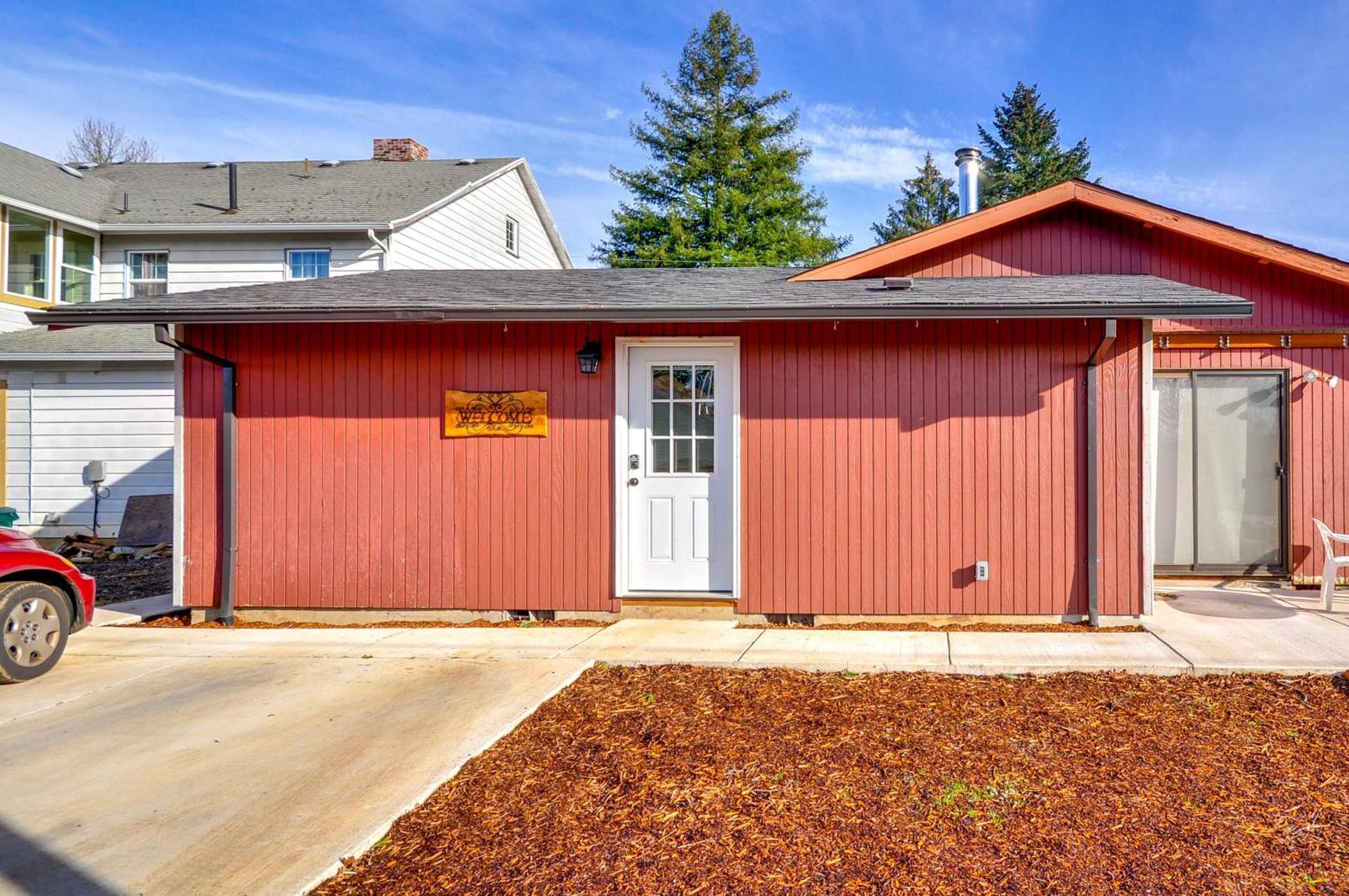 Estacada Home - Near Milo Mciver State Park! Luaran gambar